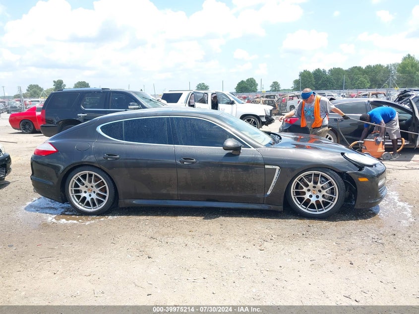 2013 PORSCHE PANAMERA S - WP0AB2A70DL060807