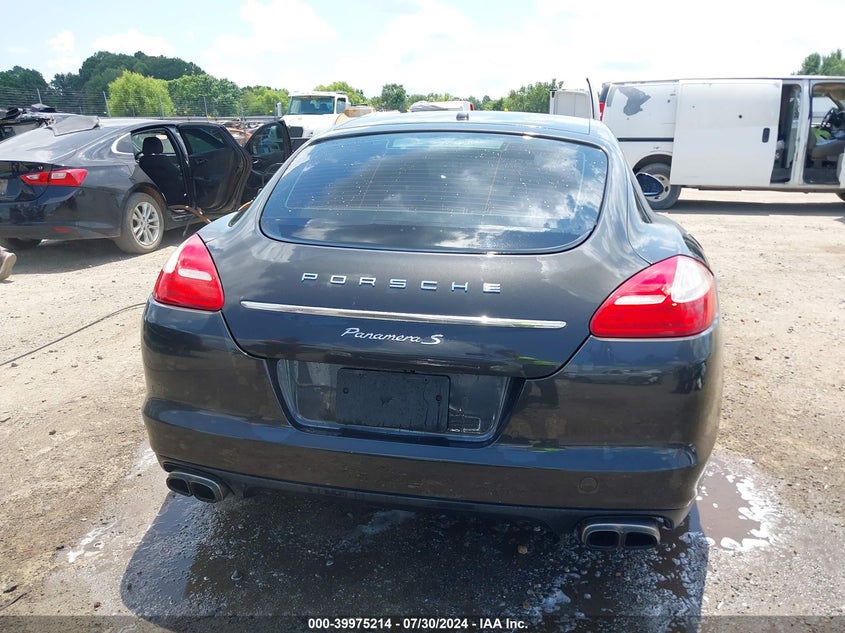 2013 PORSCHE PANAMERA S - WP0AB2A70DL060807