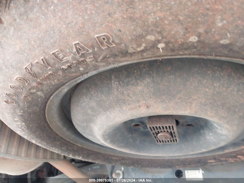 2010 Honda Pilot Touring VIN: 5FNYF4H95AB001742 Lot: 39975381