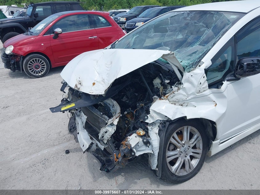 JHMGE8H55BS009278 2011 Honda Fit Sport