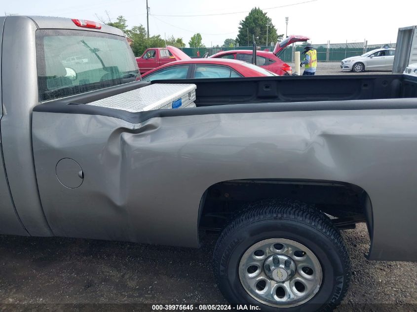 2009 Chevrolet Silverado 1500 Work Truck VIN: 1GCEC14C89Z140765 Lot: 39975645