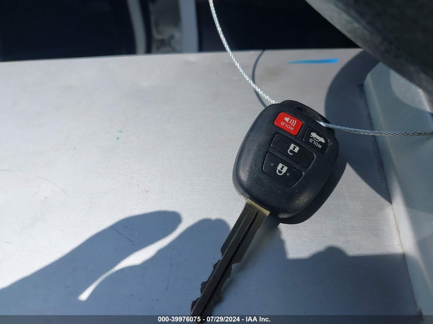 2015 TOYOTA COROLLA LE - 2T1BURHE2FC453391