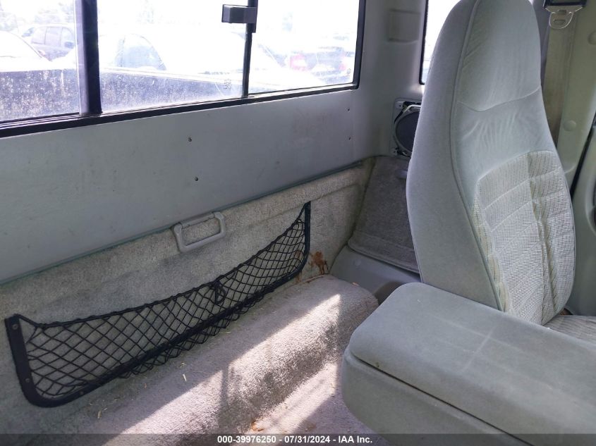 1994 Ford Ranger Super Cab VIN: 1FTCR14X7RPB03033 Lot: 39976250