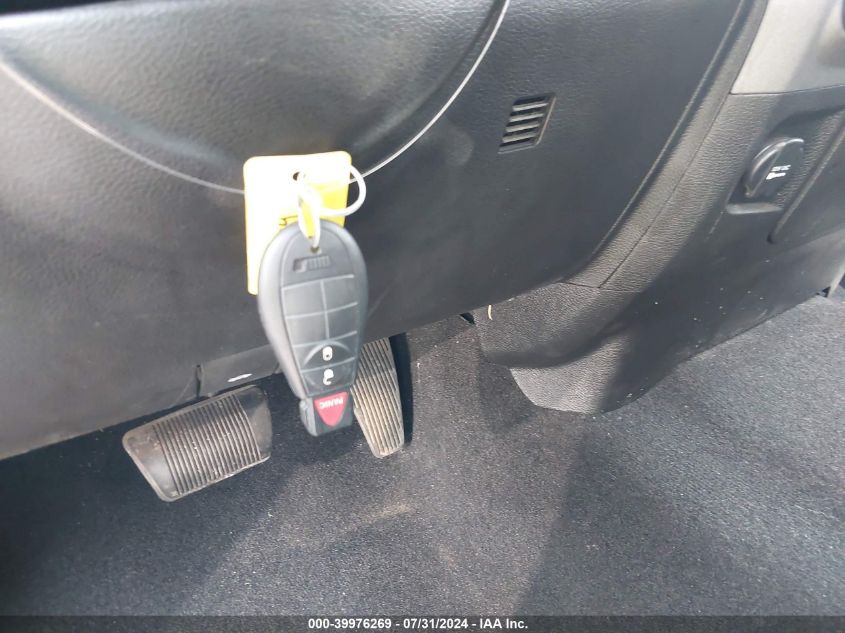 2019 Ram 1500 Classic Express 4X2 5'7 Box VIN: 1C6RR6KT3KS701900 Lot: 39976269