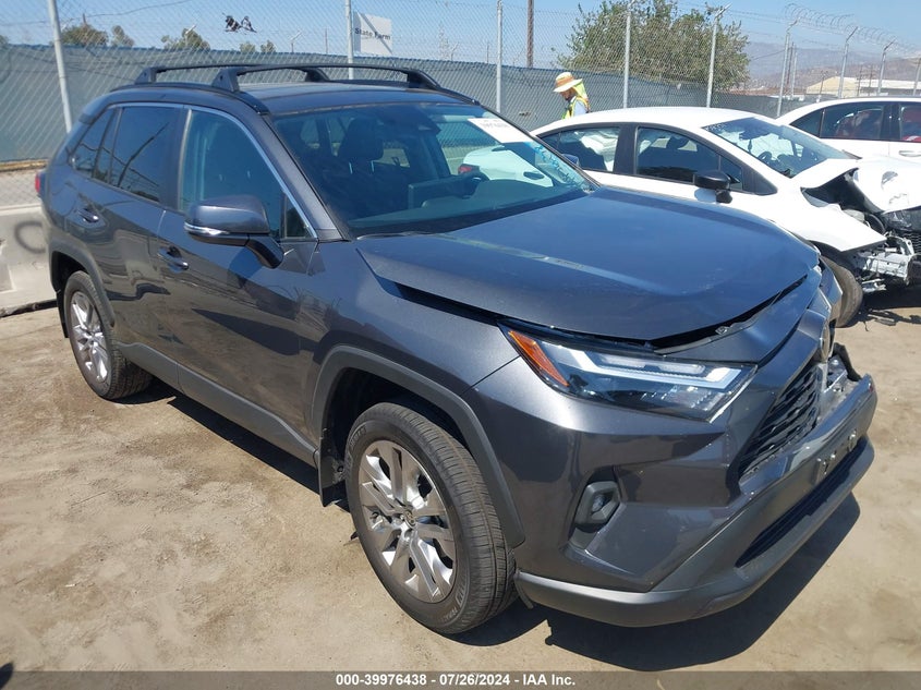2024 TOYOTA RAV4  (VIN: 2T3C1RFV8RW305398)