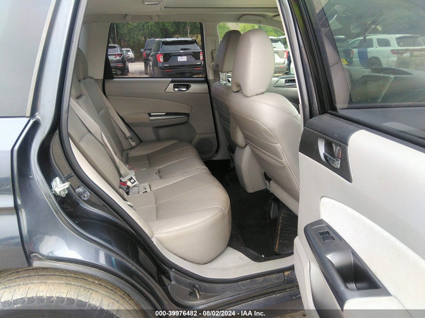 2012 Subaru Forester 2.5X Limited VIN: JF2SHAEC2CH421106 Lot: 39976482