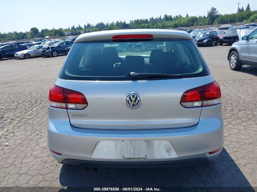 2013 Volkswagen Golf 2.5L 2-Door VIN: WVWAB7AJ0DW118499 Lot: 39976556