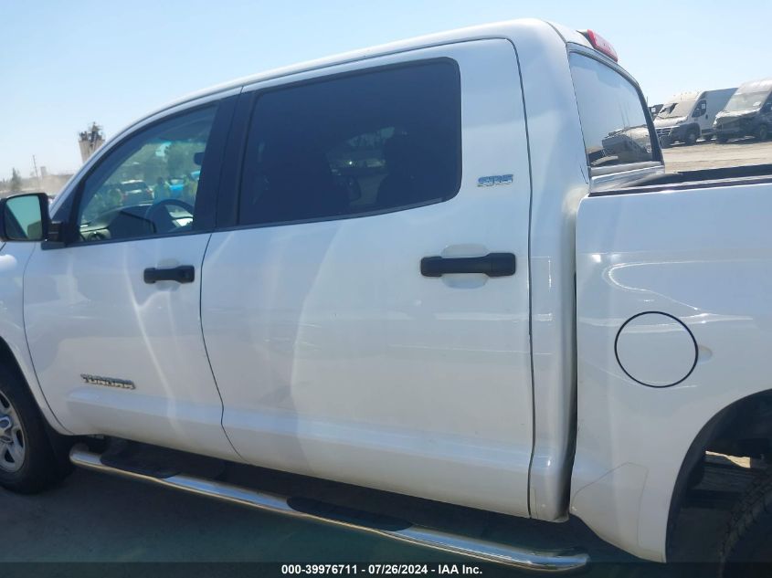 2017 Toyota Tundra Sr5 4.6L V8 VIN: 5TFEM5F16HX121626 Lot: 39976711