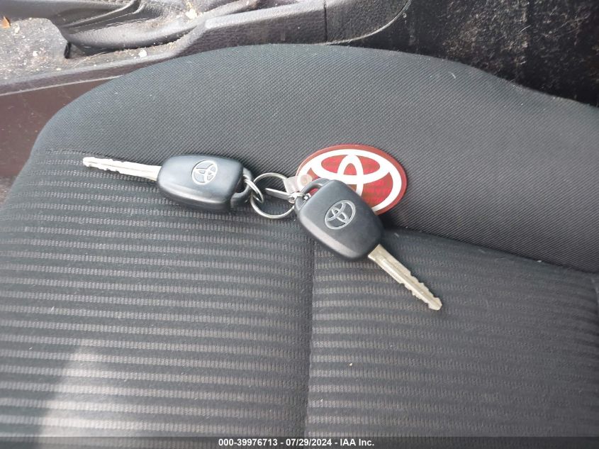 2018 Toyota Rav4 Le VIN: 2T3BFREV2JW768558 Lot: 39976713