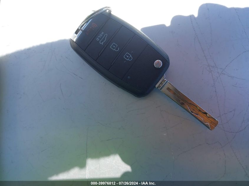 2015 Kia Optima Lx VIN: KNAGM4A76F5650384 Lot: 39976812