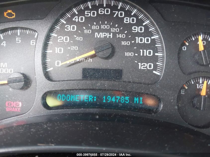 2005 Chevrolet Tahoe Z71 VIN: 1GNEC13T85R172828 Lot: 39976855