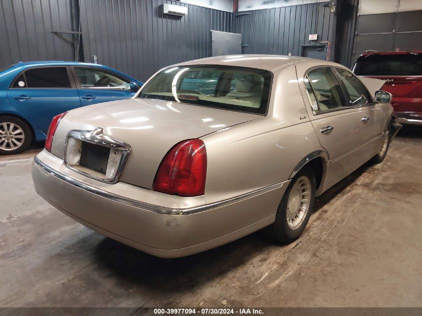 2002 Lincoln Town Car Executive VIN: 1LNHM81W62Y615953 Lot: 39977094