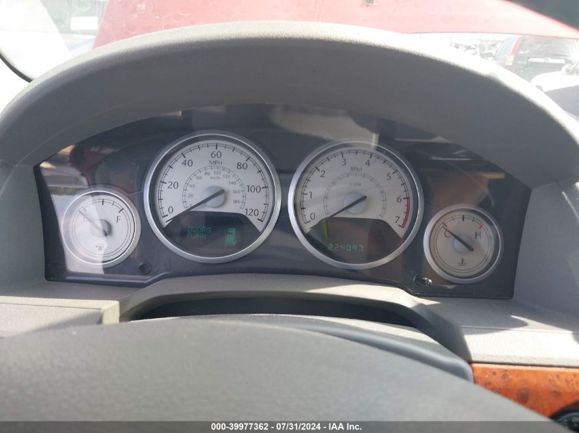 2008 Chrysler Town & Country Touring VIN: 2A8HR54P48R709182 Lot: 39977362