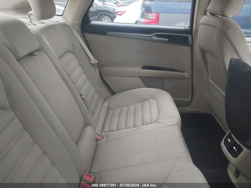 2015 Ford Fusion Se VIN: 3FA6P0H76FR176542 Lot: 39977381