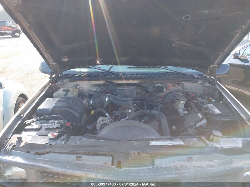 1997 Chevrolet Suburban 1500 K1500 VIN: 3GNFK16R4VG114285 Lot: 39977433