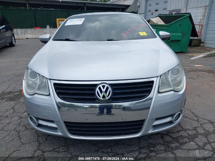 2010 Volkswagen Eos Komfort VIN: WVWAA7AH1AV015853 Lot: 39977470