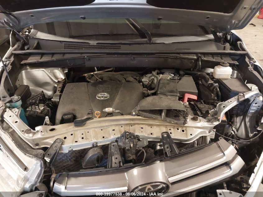 2018 Toyota Highlander Xle VIN: 5TDJZRFH8JS561864 Lot: 39977538