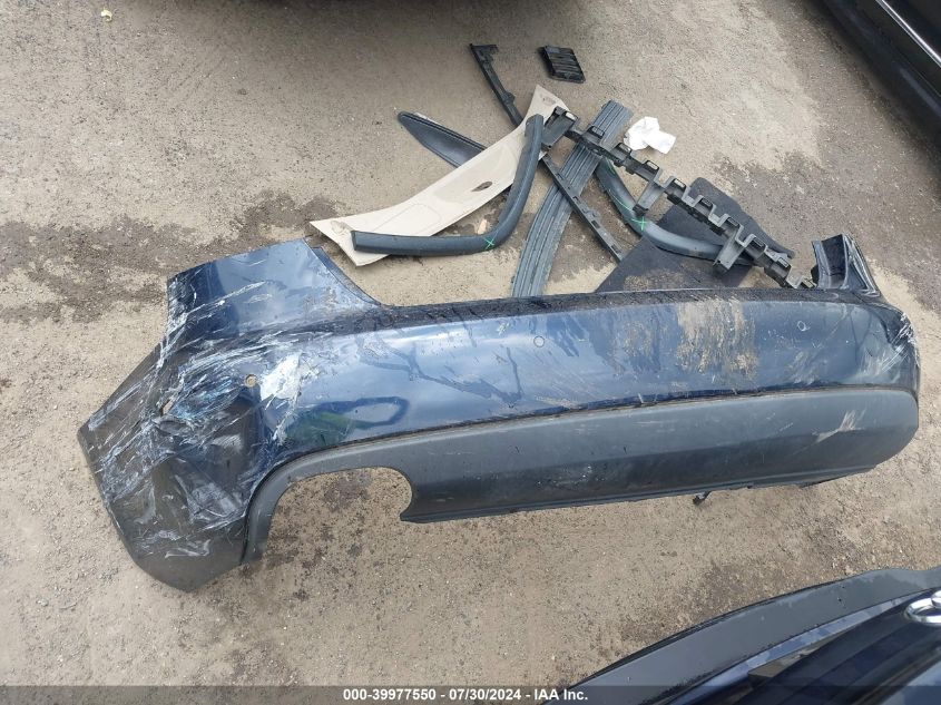 2010 Audi A4 2.0T Premium VIN: WAUFFAFL2AN059410 Lot: 39977550