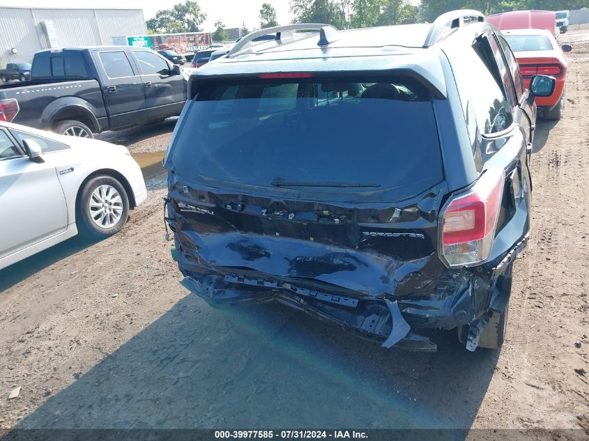 2018 Subaru Forester 2.5I Premium VIN: JF2SJAEC0JH415466 Lot: 39977585