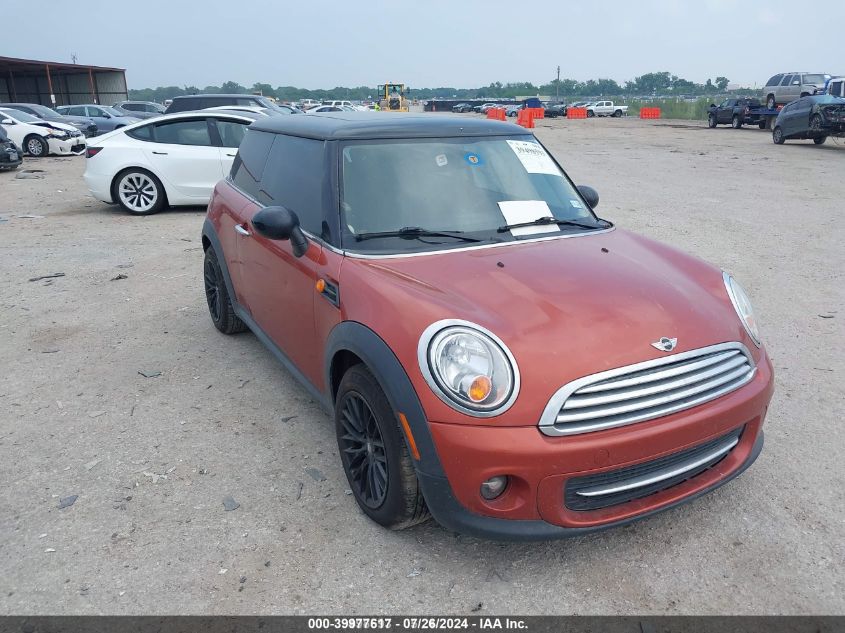 2011 Mini Cooper VIN: WMWSU3C50BT252447 Lot: 39977617