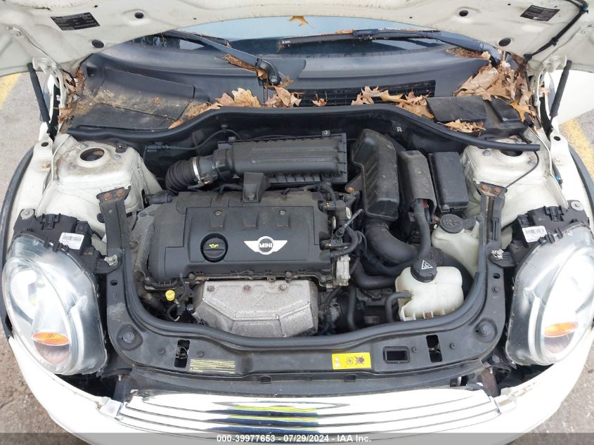 2013 Mini Cooper VIN: WMWSU3C53DT692486 Lot: 39977653