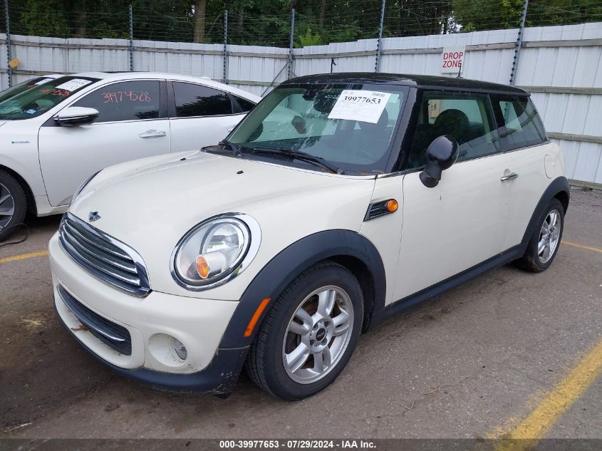 2013 Mini Cooper VIN: WMWSU3C53DT692486 Lot: 39977653