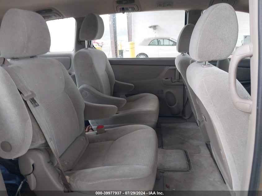 2009 Toyota Sienna Ce VIN: 5TDZK23C49S238379 Lot: 39977937