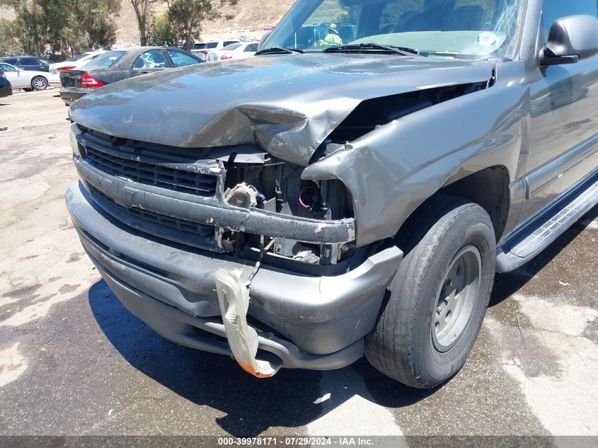 2000 Chevrolet Suburban 1500 Lt VIN: 3GNEC16T2YG181315 Lot: 39978171