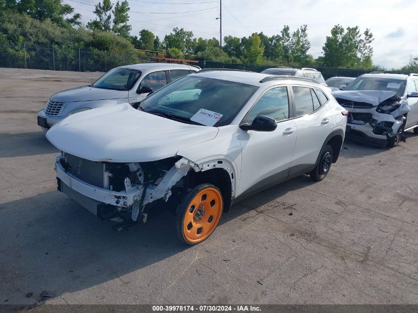 KL77LKE20RC091923 2024 CHEVROLET TRAX - Image 2