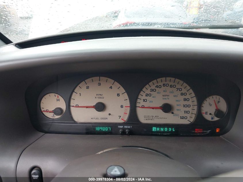 1999 Chrysler Town & Country Limited VIN: 1C4GP64LXXB778726 Lot: 39978304