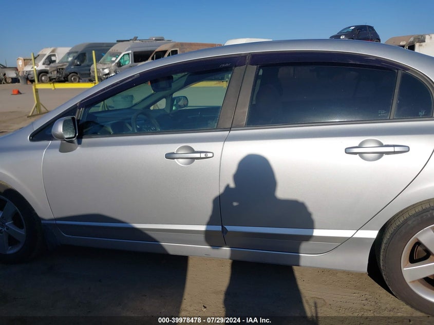 2008 Honda Civic Ex VIN: 1HGFA16858L042721 Lot: 39978478