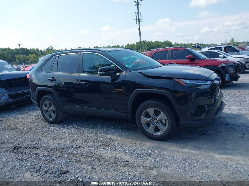 2024 Toyota Rav4 Xle/Xle Premium VIN: 2T3W1RFV9RC284754 Lot: 39978619