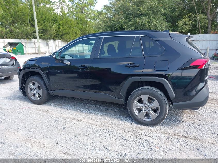 2024 Toyota Rav4 Xle/Xle Premium VIN: 2T3W1RFV9RC284754 Lot: 39978619