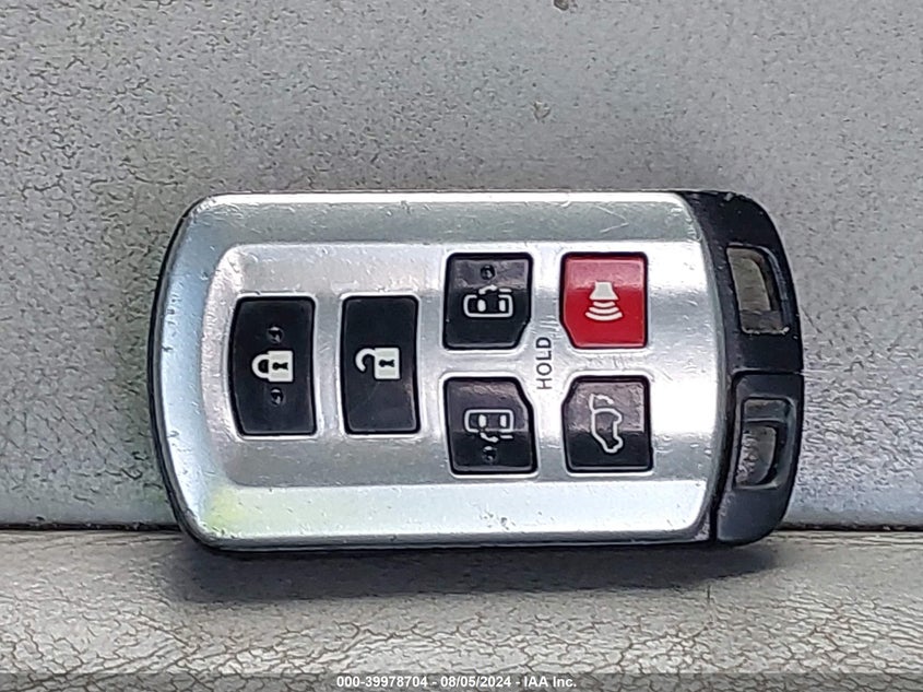 2012 Toyota Sienna Xle V6 8 Passenger VIN: 5TDYK3DC8CS262465 Lot: 39978704