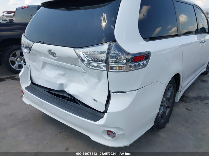 2016 Toyota Sienna Se 8 Passenger VIN: 5TDXK3DC9GS720595 Lot: 39978812