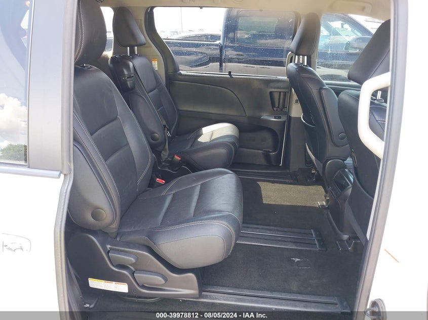 2016 Toyota Sienna Se 8 Passenger VIN: 5TDXK3DC9GS720595 Lot: 39978812