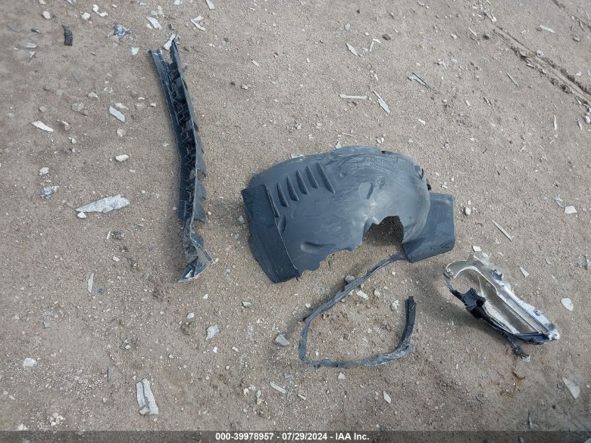 2012 Mercedes-Benz C 300 Luxury 4Matic/Sport 4Matic VIN: WDDGF8BB9CA665641 Lot: 39978957