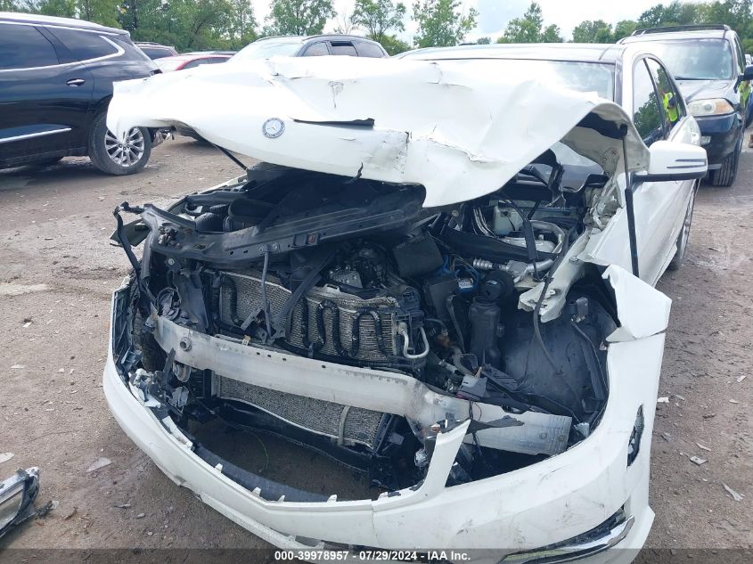 2012 Mercedes-Benz C 300 Luxury 4Matic/Sport 4Matic VIN: WDDGF8BB9CA665641 Lot: 39978957