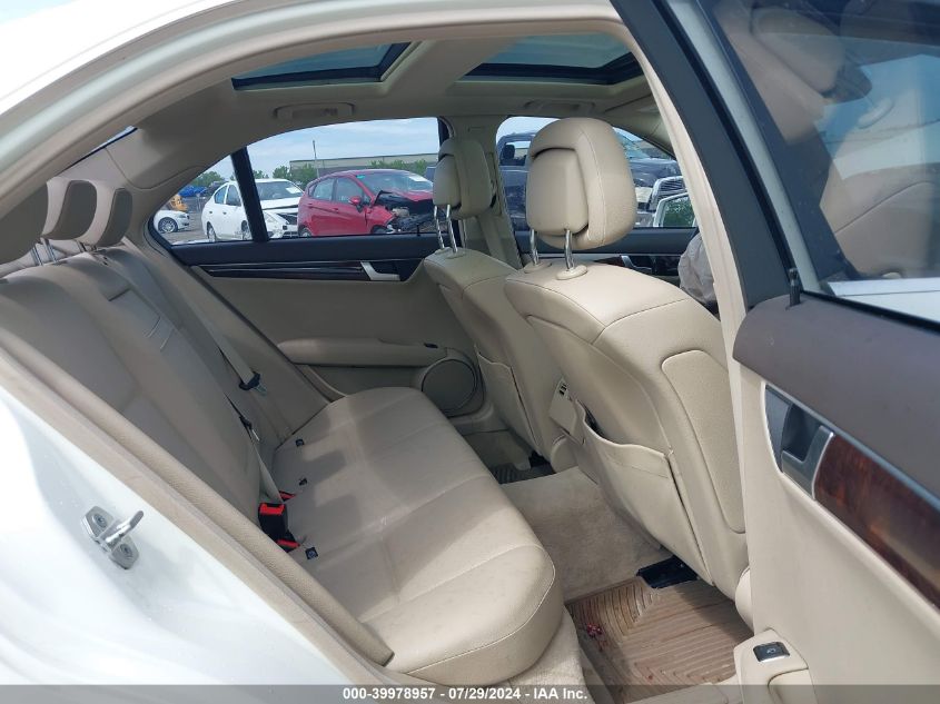 2012 Mercedes-Benz C 300 Luxury 4Matic/Sport 4Matic VIN: WDDGF8BB9CA665641 Lot: 39978957