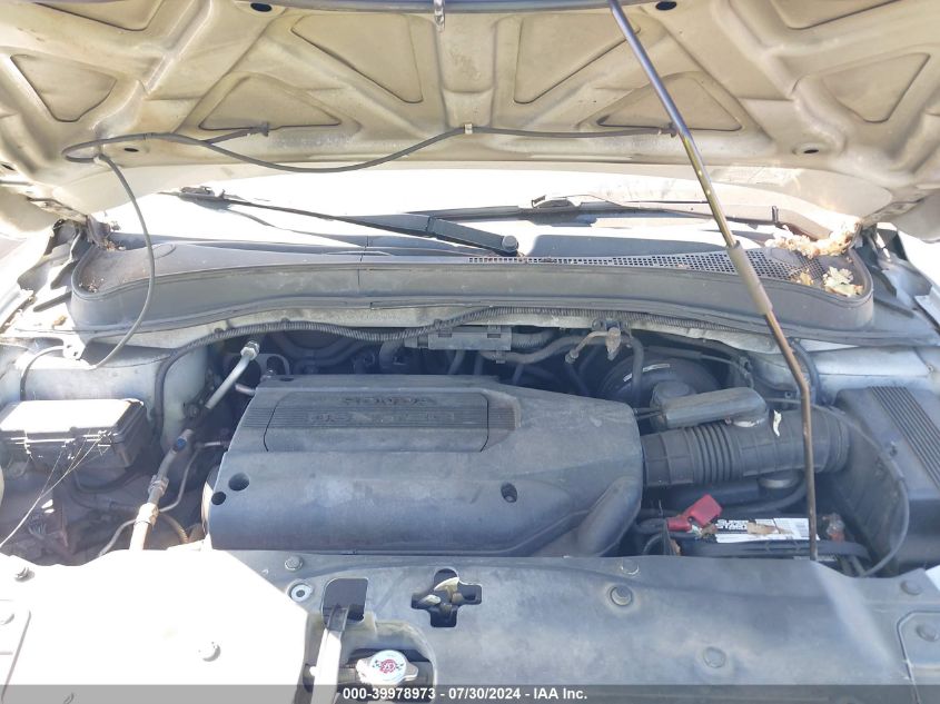 2004 Honda Pilot Lx VIN: 2HKYF181X4H600988 Lot: 39978973