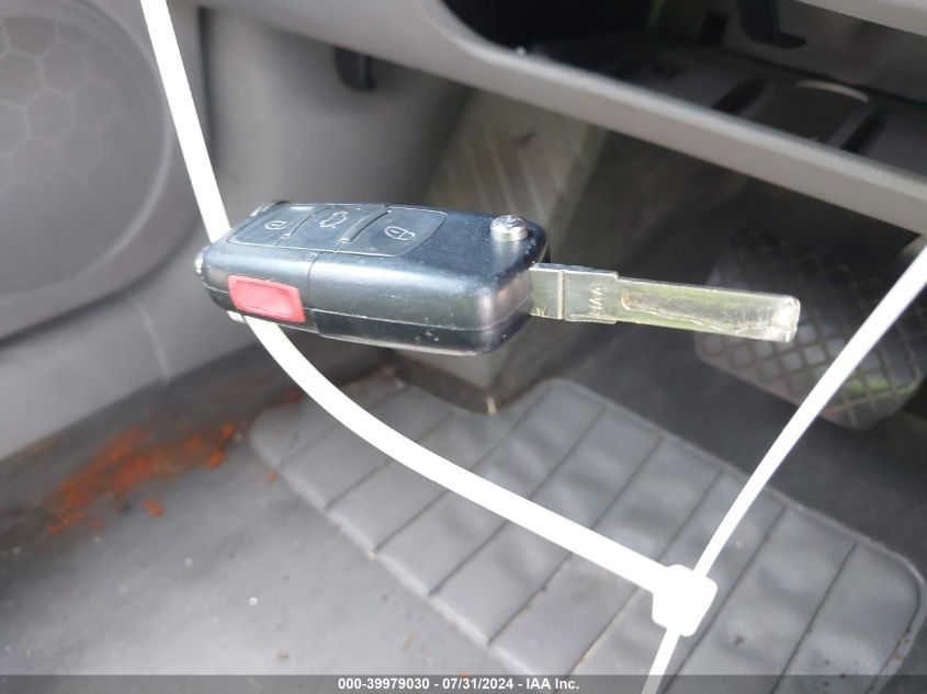 2004 Volkswagen Passat Gls VIN: WVWPD63B24P150028 Lot: 39979030