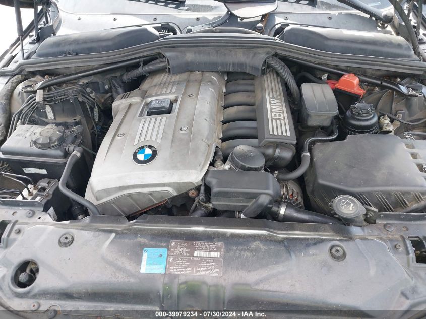 2007 BMW 525Xi VIN: WBANF33577CW69904 Lot: 39979234