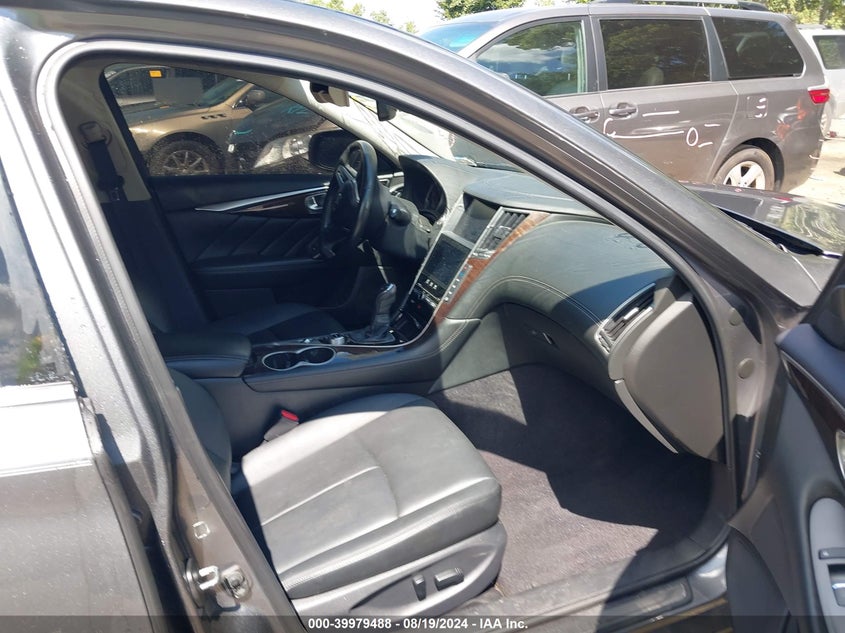 2018 INFINITI Q50 3.0T LUXE - JN1EV7AR1JM444398