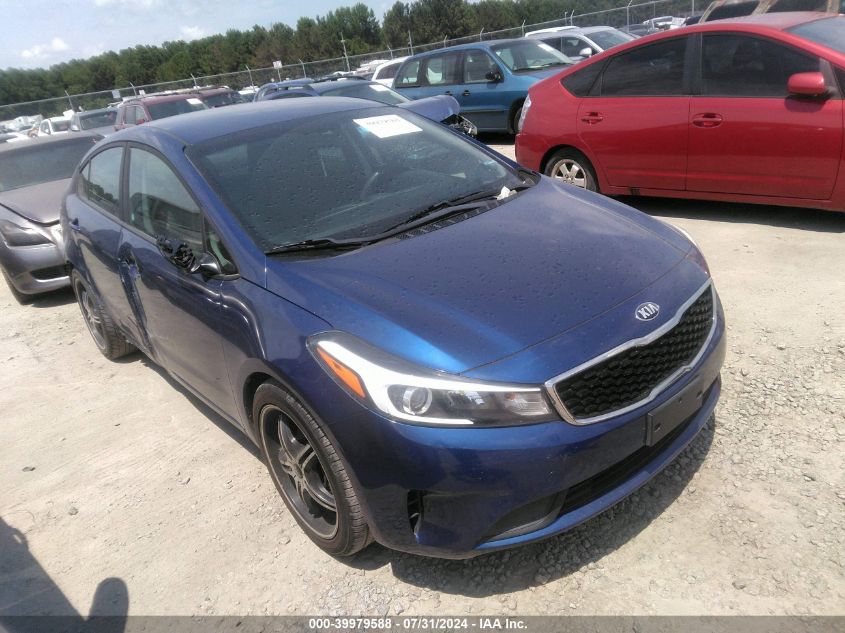 3KPFL4A70JE182313 2018 KIA FORTE - Image 1