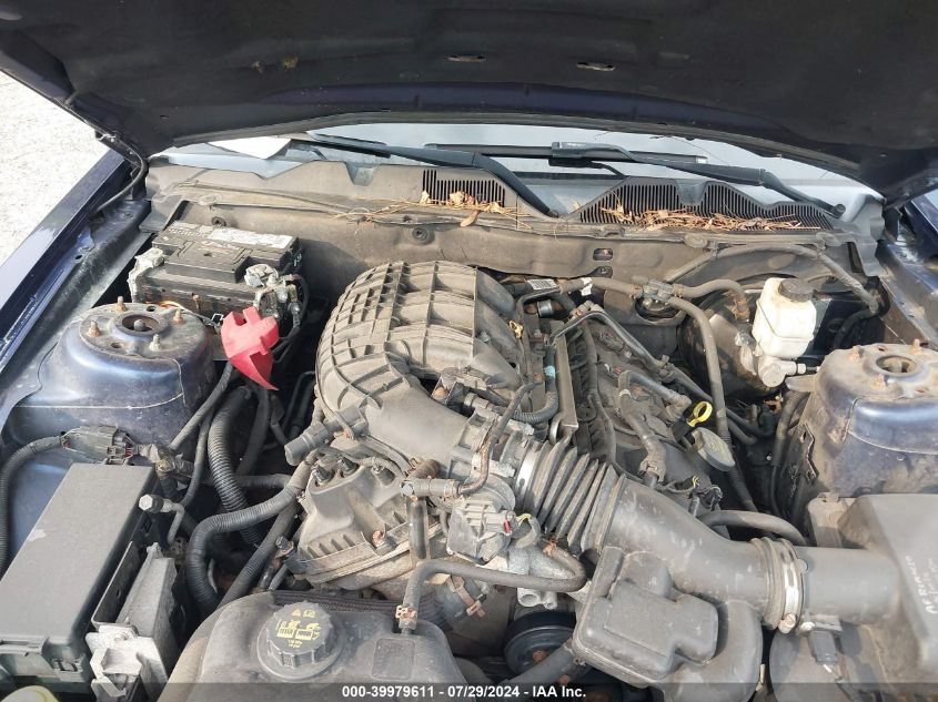 2011 Ford Mustang V6 VIN: 1ZVBP8AM9B5105255 Lot: 39979611