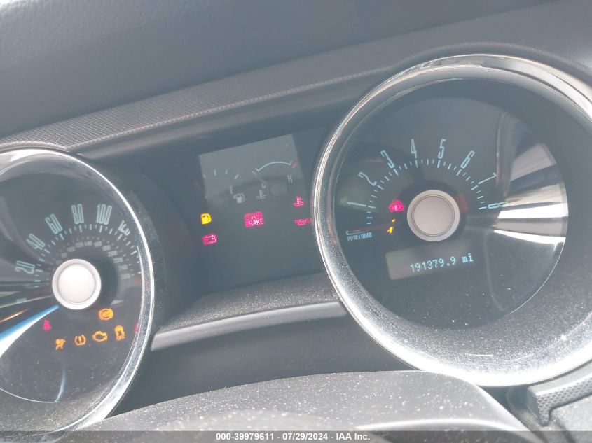 2011 Ford Mustang V6 VIN: 1ZVBP8AM9B5105255 Lot: 39979611