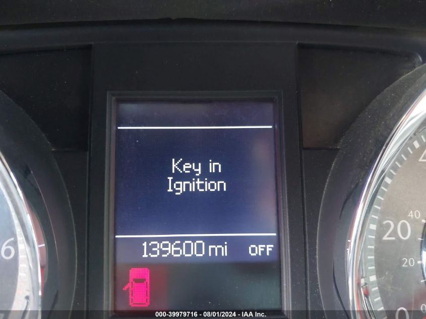 2011 Chrysler Town & Country Touring-L VIN: 2A4RR8DG6BR758883 Lot: 39979716