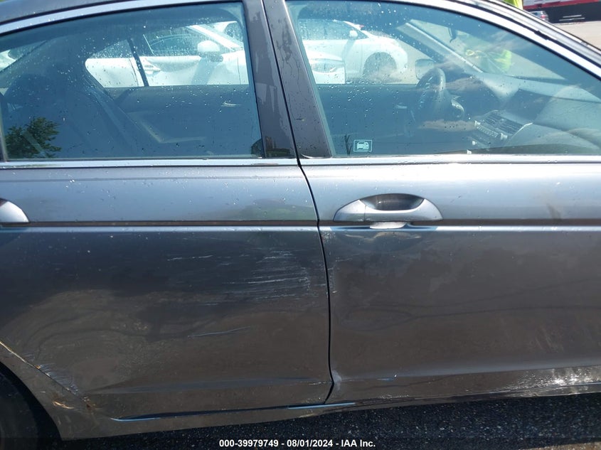 2010 Honda Accord 2.4 Lx VIN: 1HGCP2F3XAA098733 Lot: 39979749