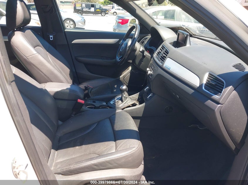 2015 Audi Q3 Prestige VIN: WA1GFCFSXFR005843 Lot: 39979866