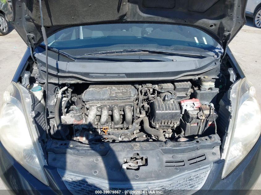 2010 Honda Fit Sport VIN: JHMGE8H44AS018530 Lot: 39979867